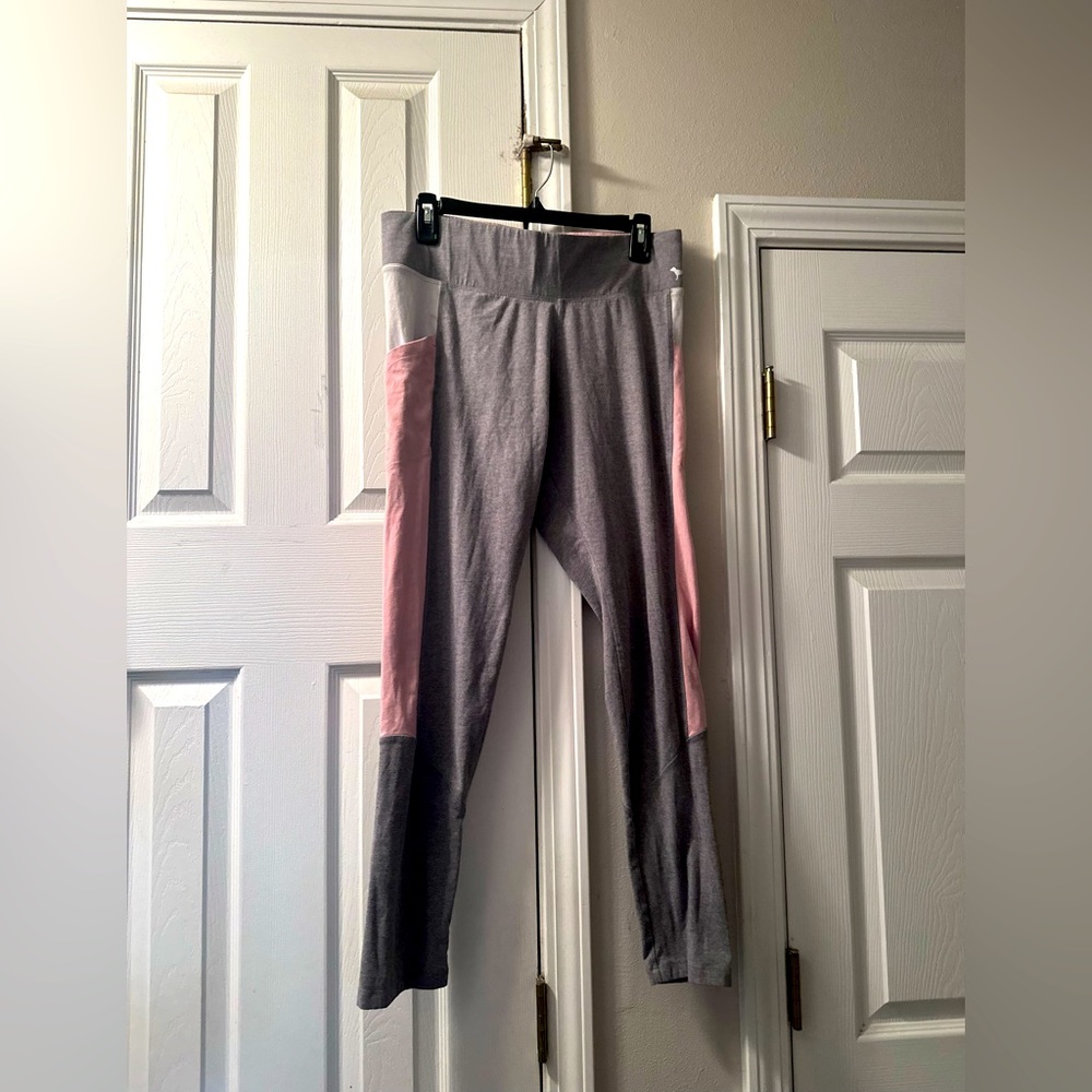 Victoria’s Secret Pink Yoga pants